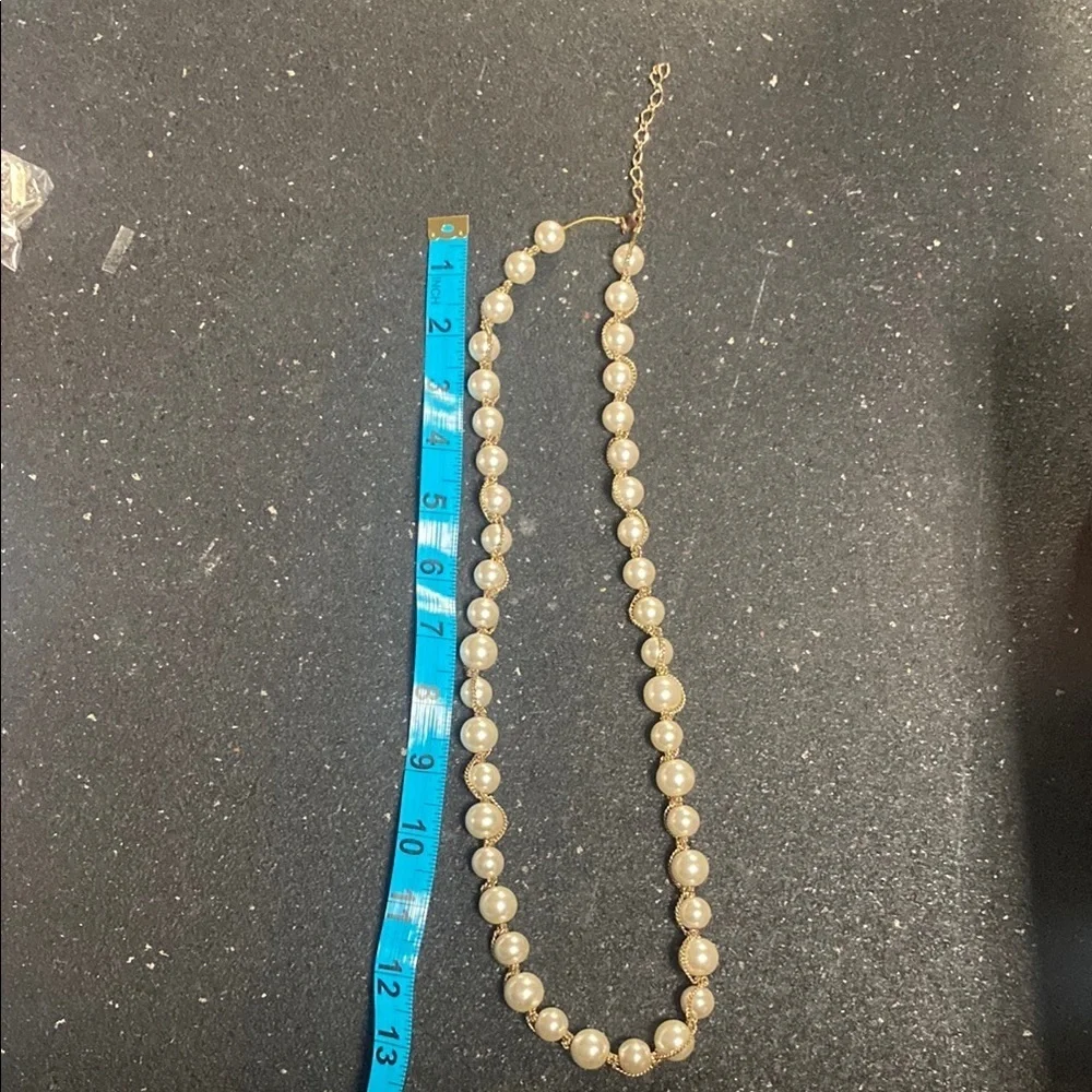Elegant Pearl Necklace